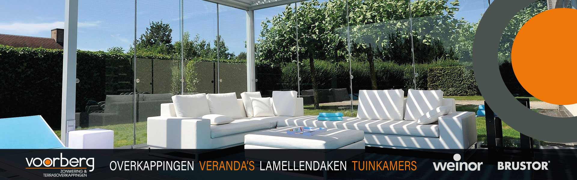 Lamellendak, overkapping, Brustor - Voorberg Zonwering & Buitenleven - Breng een bezoek aan onze showroom in Maassluis.